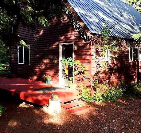 Home entrance and deck
