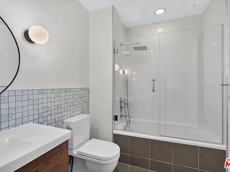 1912 Broadway #103 — Photo 19