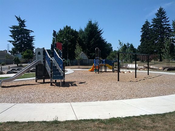 5th image of 6914 NE 90th Ave