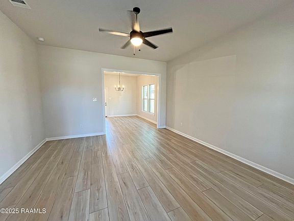 2nd image of 108 Brattle Ct