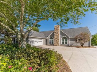 220 Meadow View Dr, Grayson, GA 30017