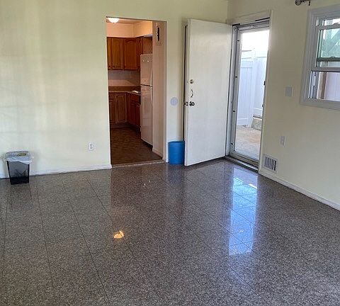 4th image of 0 Arden Ave