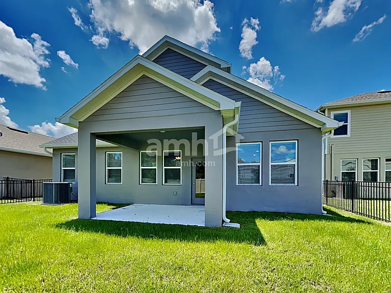 1131 Walden Pond Dr — Photo 31
