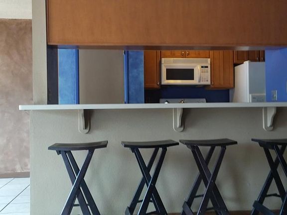Breakfast bar