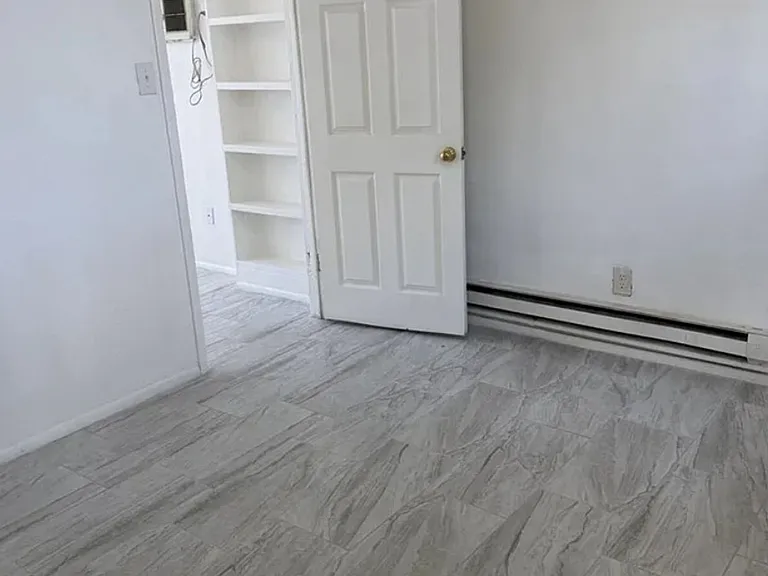 209 Texas St NE — Photo 3