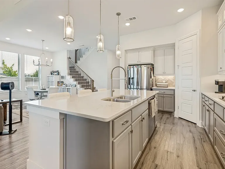 3053 Estuary Dr — Photo 8