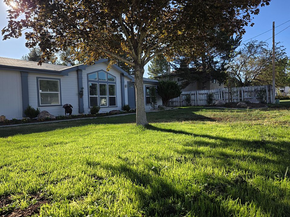 1st image of 40 S 100th St W