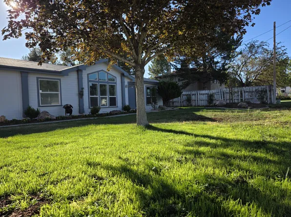 40 S 100th St W, Minersville, UT 84752