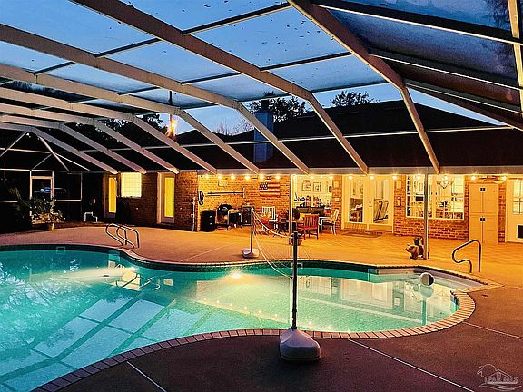 3rd image of 5009 Mandavilla Blvd