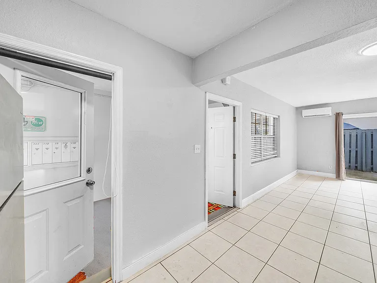626 SW 14th Ave #108 — Photo 23