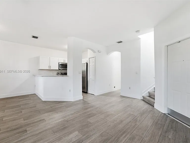 12594 SW 122nd St — Photo 3