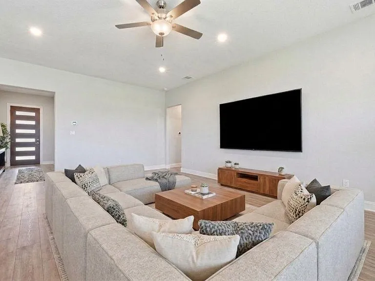 513 Barnhill Loop — Photo 7