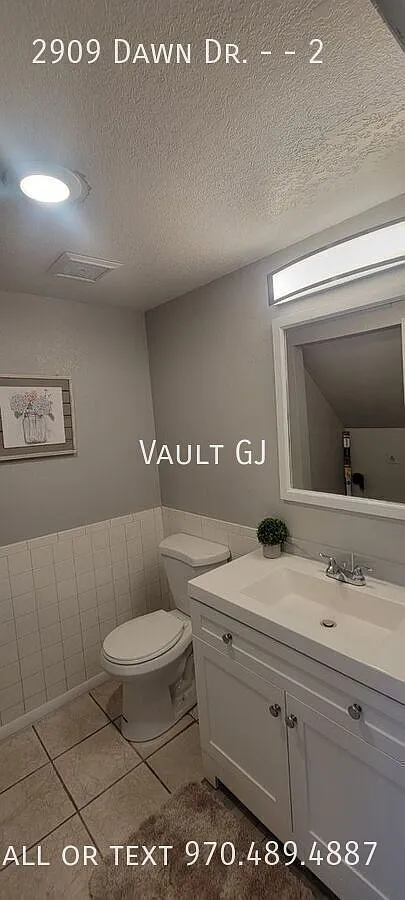 Updated 2bed 1.5 bath townhome *No Security Deposit* — Photo 3