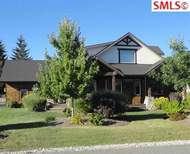 320 Crooked Ear Dr, Sandpoint, ID, 83864