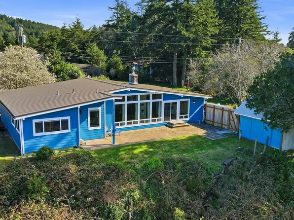 654 Madrona Ave, Port Orford, OR 97465