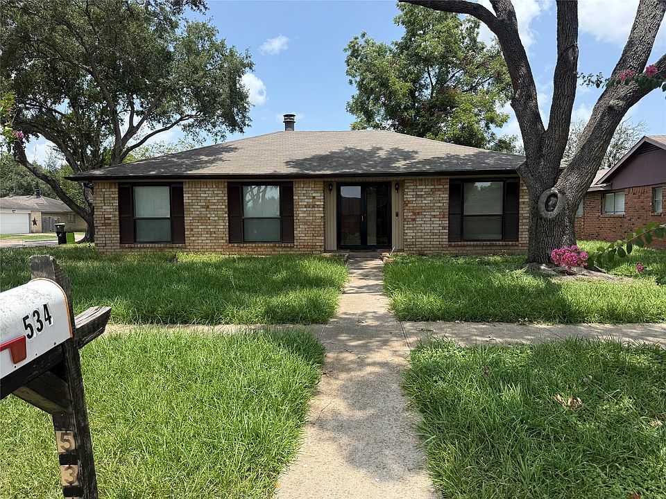 1st image of 534 Stephanie Dr