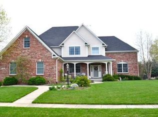 421 Sapphire Dr, Carmel, IN 46032
