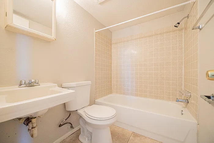 1017 S Mariana St #3 — Photo 10