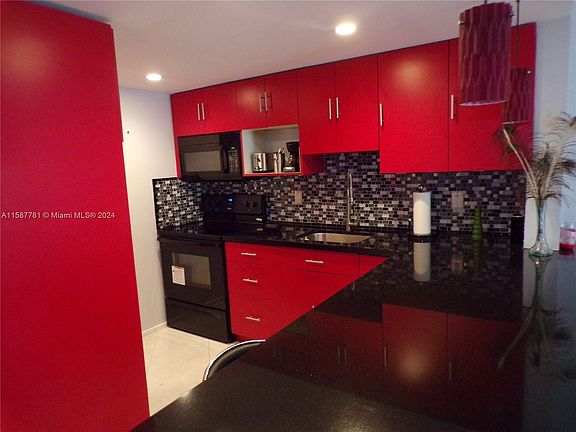4th image of 1200 Hillcrest Ct APT 214