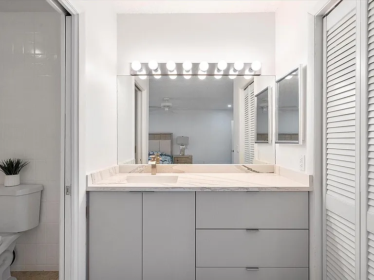 1240 SW 14th Ave — Photo 25