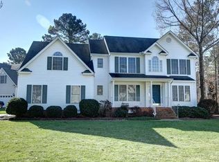 4719 Nairn Ln, Chester, VA 23831