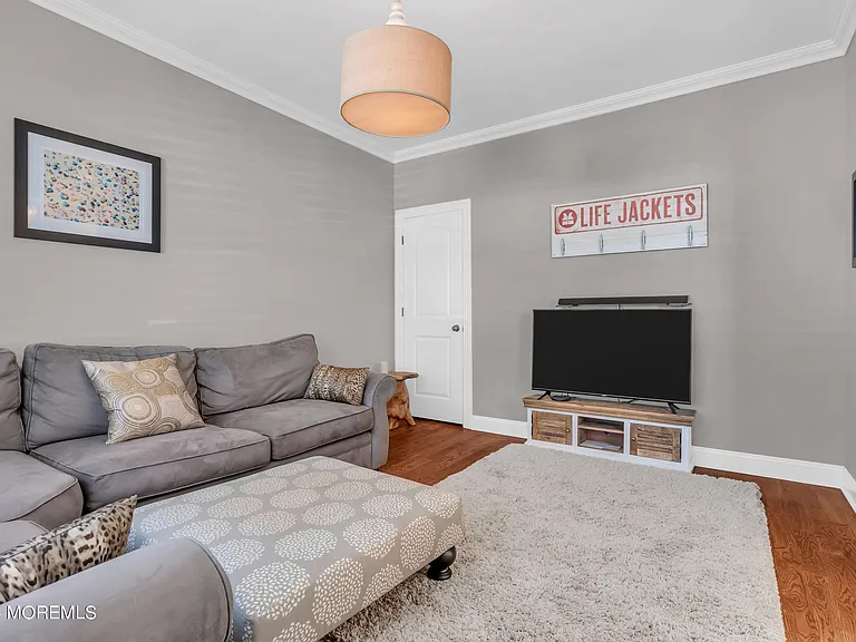 269 Hearn Ave — Photo 11