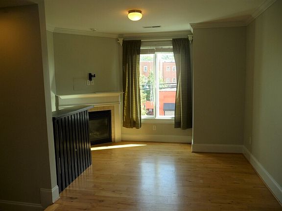 2nd image of 400 W Rosemary St Unit 107