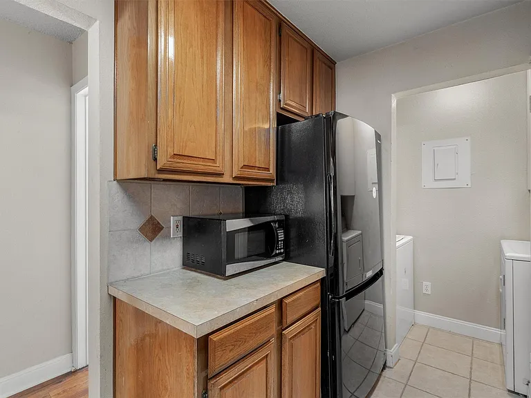 806 W 24th St #326 — Photo 13