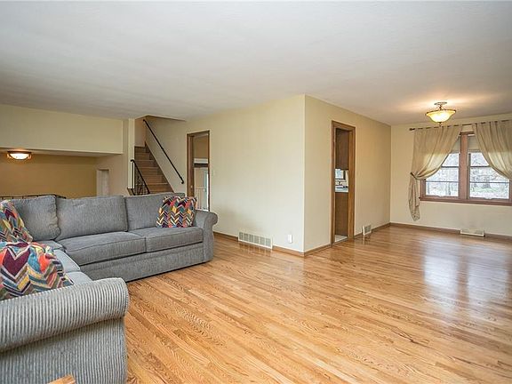 5th image of 6778 Stafford Dr