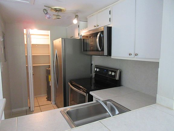 4th image of 604 Orange Dr APT 174