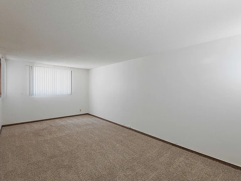 1122 F St — Photo 6