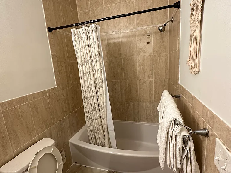 39 Throop Ave #101 — Photo 11