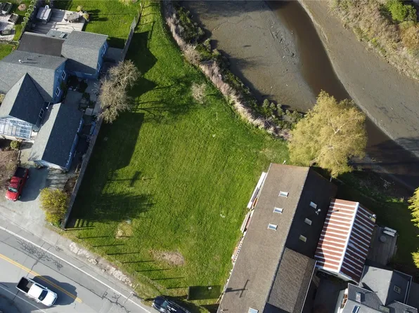 14075 Mactaggart Avenue, Edison, WA 98232