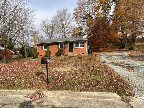 3rd image of 4107 Hampshire Dr