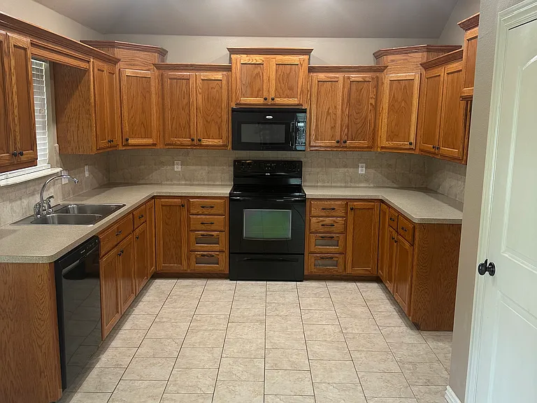 2712 Quarry Dr — Photo 11