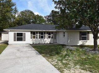 1334 Westlawn Dr, Slidell, LA 70460