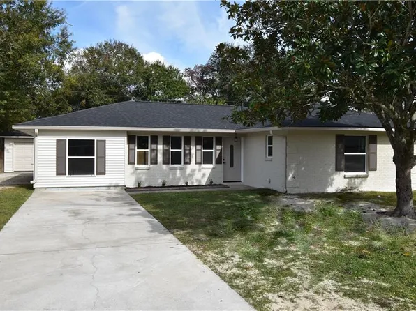 1334 Westlawn Dr, Slidell, LA 70460