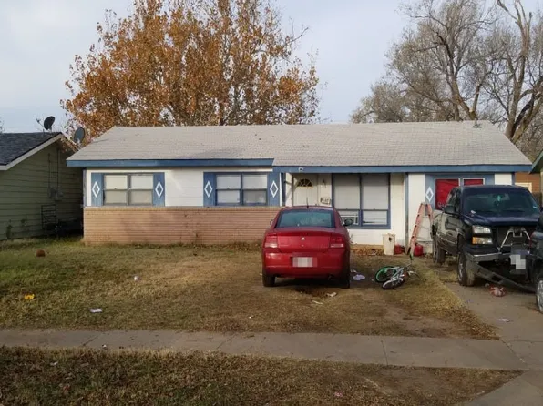 2916 Dunaway St, Amarillo, TX 79103