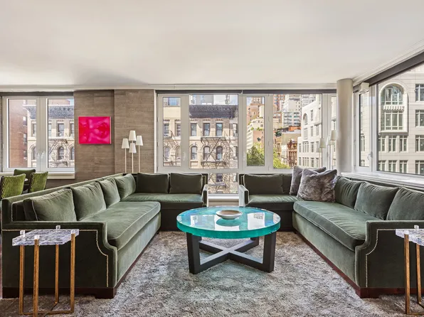 300 East 77th Street image 2 of 19