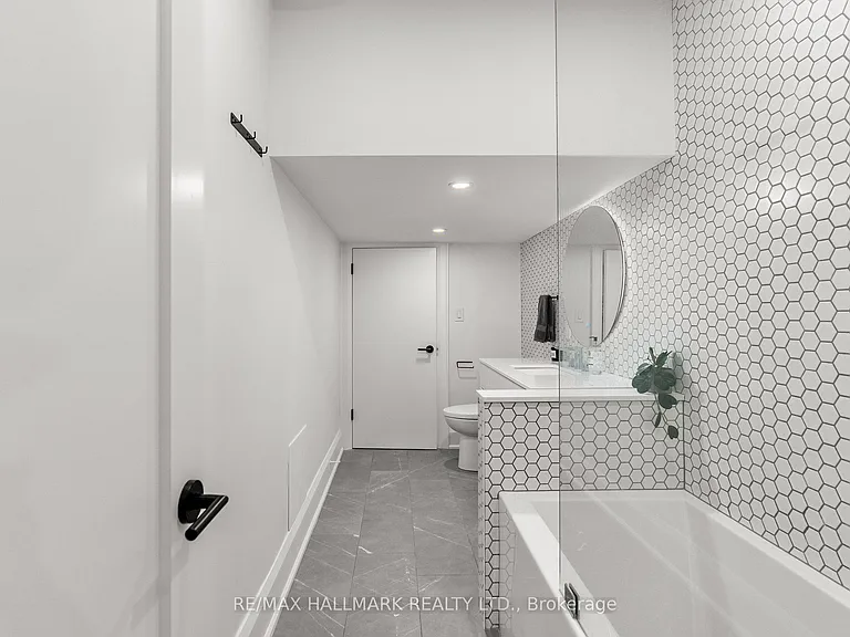 12 Glenside Ave — Photo 15