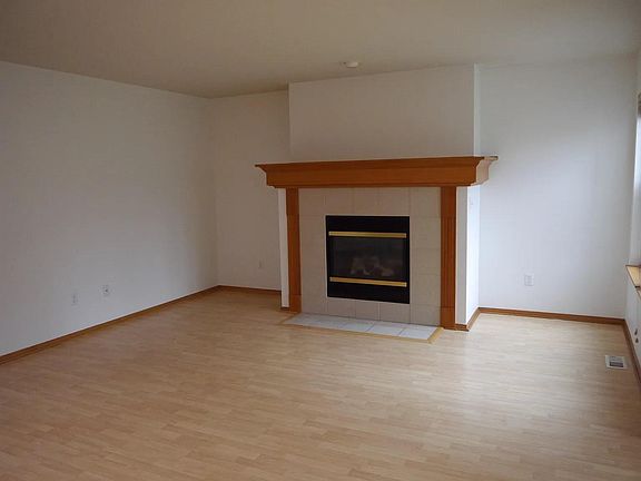 5th image of 36525 SE Forest St