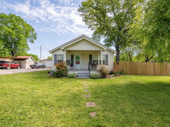 290 Sutton St, Savannah, TN 38372