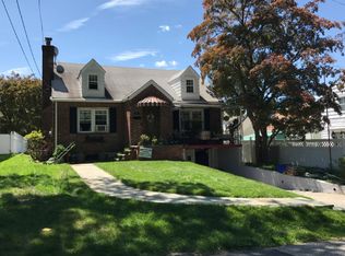21 Manchester Rd, Yonkers, NY 10710