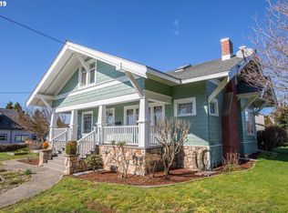 316 W 4th St, Coquille, OR 97423