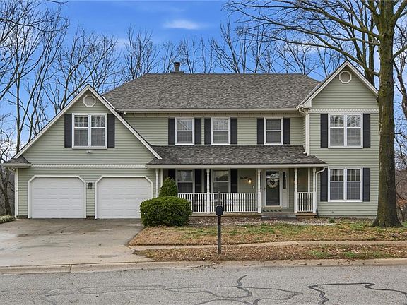 2nd image of 506 Kings Rdg