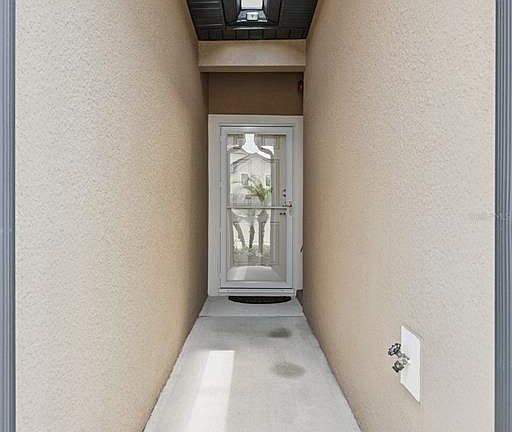 3rd image of 2438 Seven Oaks Dr