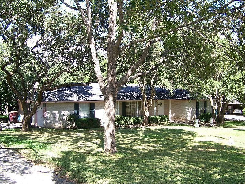 1st image of 332 Mustang Cir