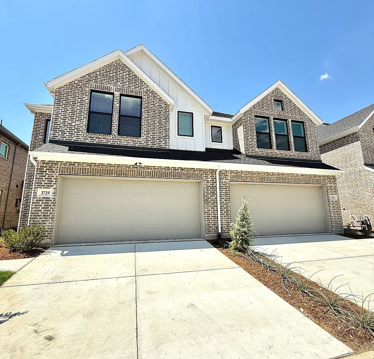 4 bed, 2066 sqft, $3,400 — Photo 1