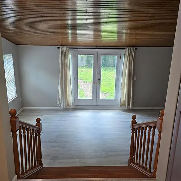 21411 Collingham Ave — Photo 21
