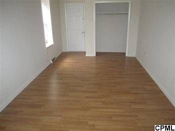 4th image of 71 N 18th St